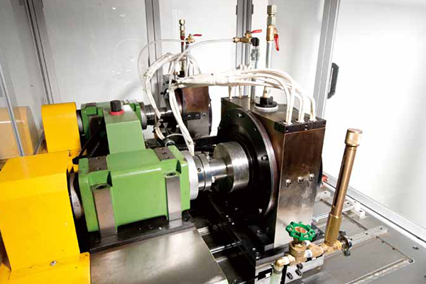 OIL SEAL ROTATION TESTING MACHINE